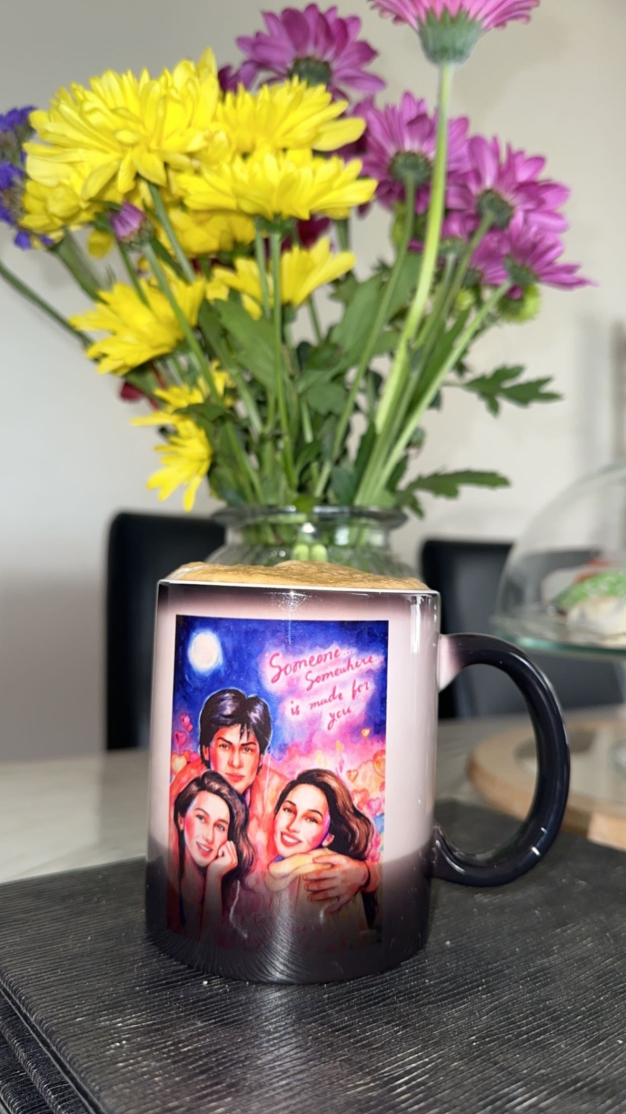 Introducing the magical world of #dilopagalhai heat mugs!